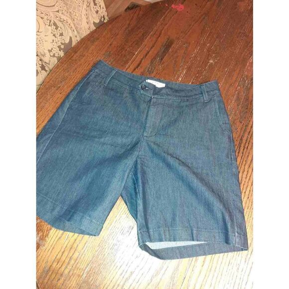 Size 6M Riders by Lee Blue Chino Shorts - Picture 1 of 4
